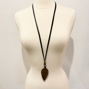 Vanessa Mooney leather Feather necklace